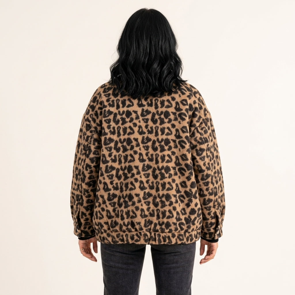Evelyn | Women's Oversized Leopard Print Snap-Button Quilted Jacket