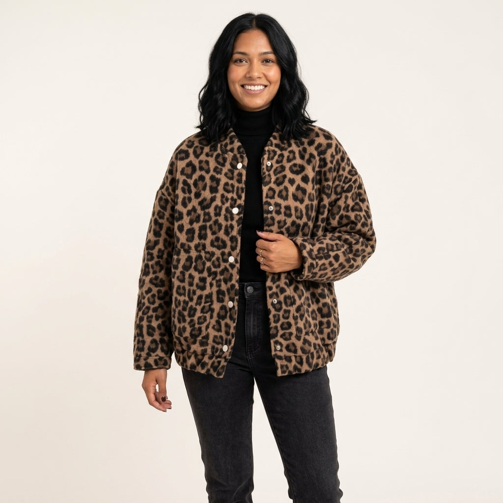 Evelyn | Women's Oversized Leopard Print Snap-Button Quilted Jacket