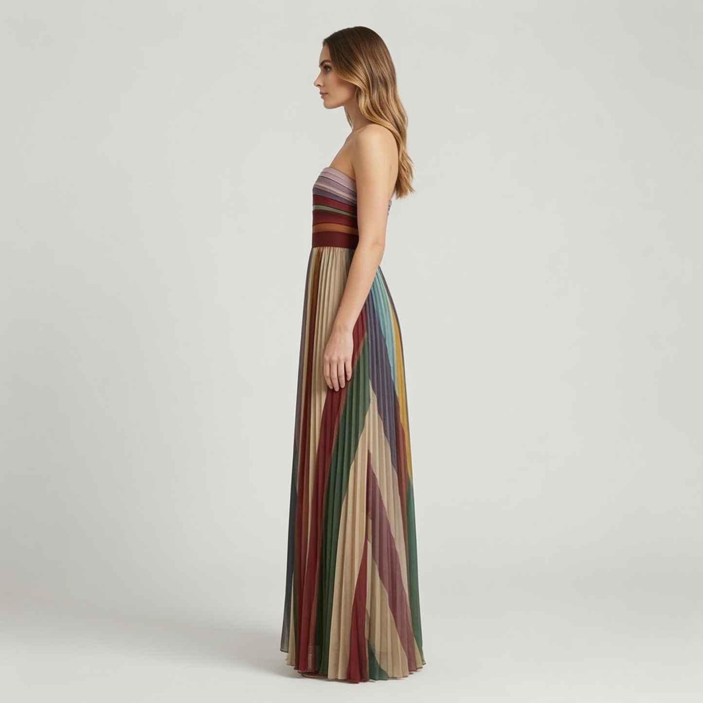 Colorful Sleeveless Dress with Round Neckline and Dynamic Print
