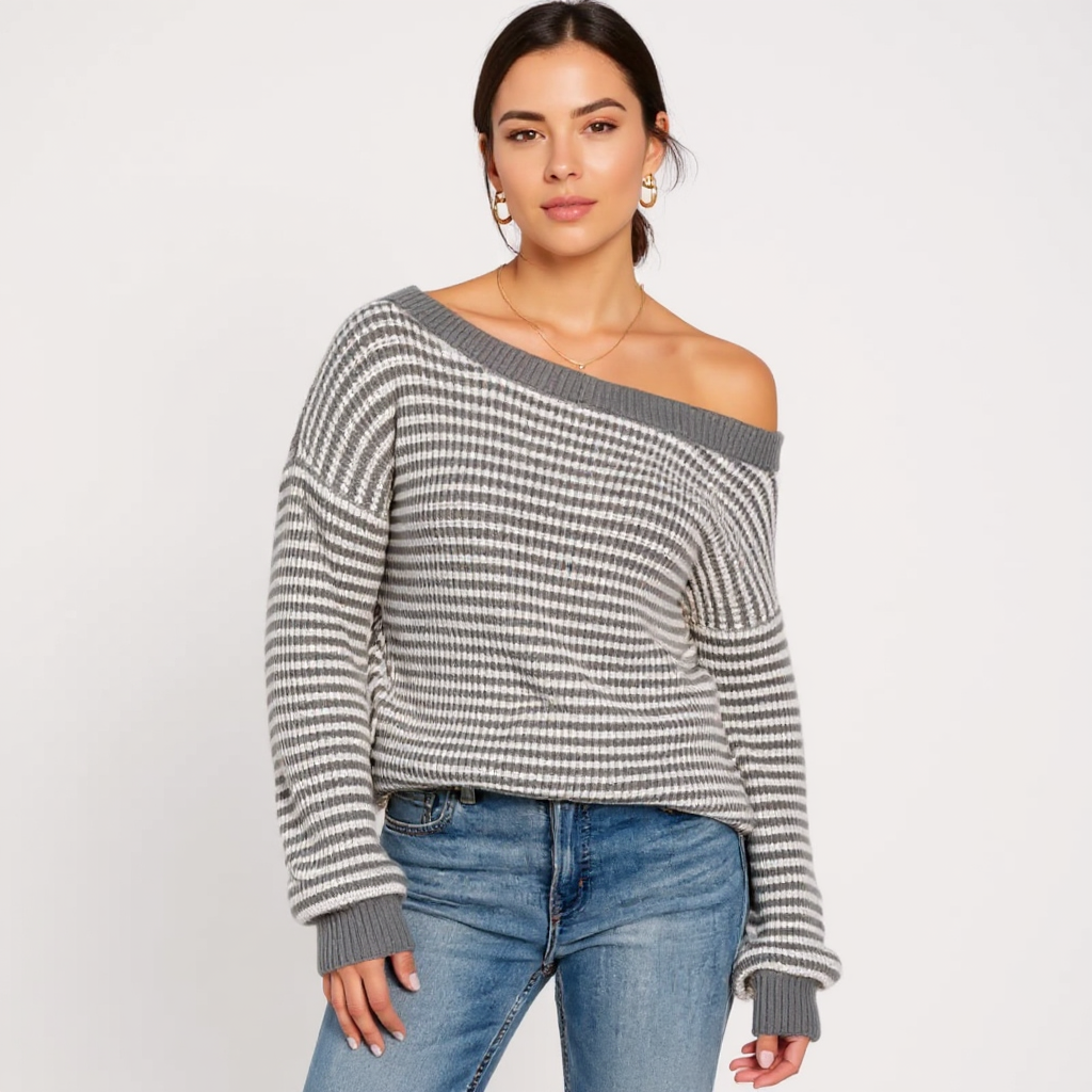 Ximena Women Crewneck Cable Knit Sweater